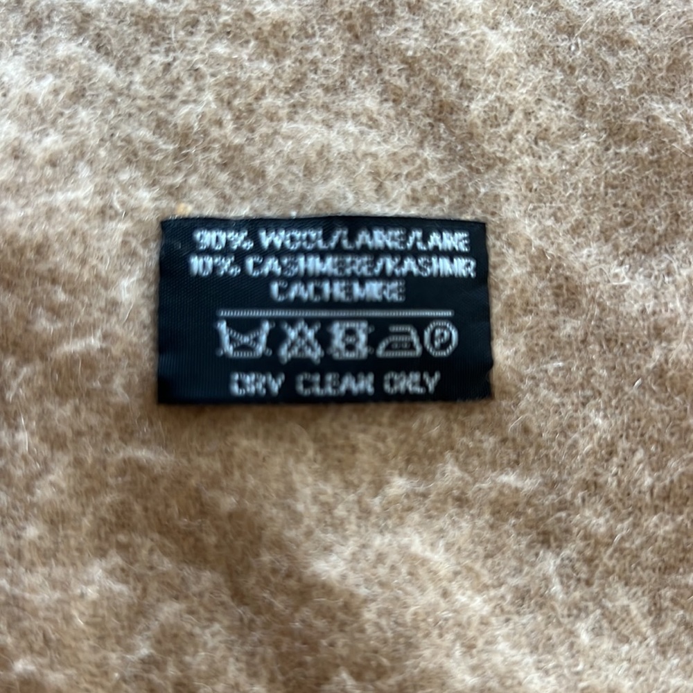 YSL scarf - Picture 4 of 4